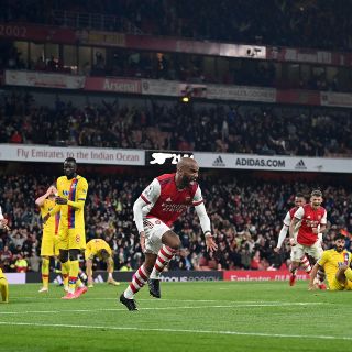 Más de la mitad de jugadores de la Premier League tienen esquema completo de vacuna