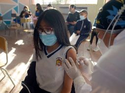 Calculan que, cada día, se inoculan en el mundo alrededor de 20.54 millones de personas. AFP/R. Buendia