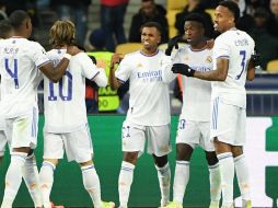 El doblete del brasileño Vinicius Jr. (51, 56), el de su compatriota Rodrygo (65), y el quinto de Karim Benzema, dejan al conjunto blanco en segundo puesto del grupo con seis puntos. AFP/S. SUPINSKI