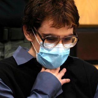 Autor de matanza en escuela de Parkland se declara culpable