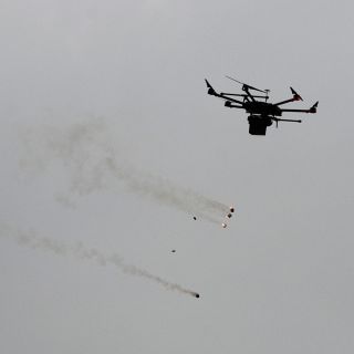 Viral: Dron buscaba fosas clandestinas en Veracruz; lo derriban pobladores al creer que esparcía COVID-19