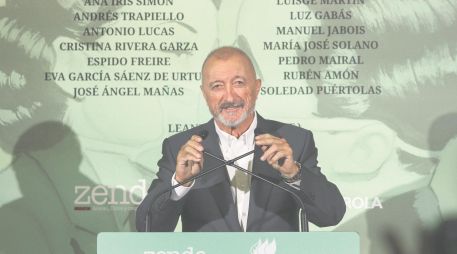 Arturo Pérez-Reverte. El escritor se mantiene activo y vigente, siempre apegado  a los temas con un arco histórico. ESPECIAL