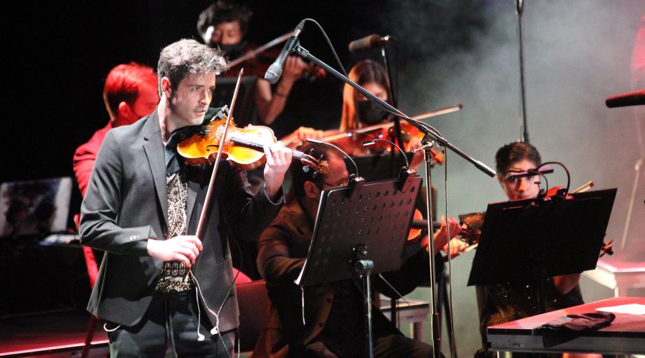 Bruno Axel. El músico y compositor español dirigió anoche a la Orquesta de Cámara Higinio Ruvalcaba. EL INFORMADOR/A. Camacho