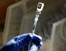 La gran mayoría de los casi 190 millones de estadounidenses que están completamente vacunados contra el COVID-19 han recibido las opciones de Pfizer o de Moderna. AP / ARCHIVO
