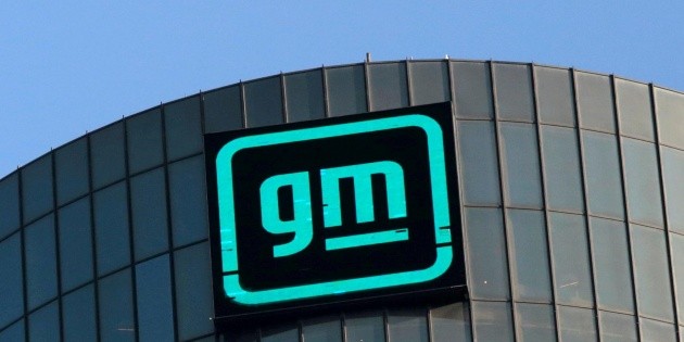 Desde noviembre, GM no cerrará fábricas por escasez de chips