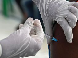 La Secretaría de Salud Federal informó que en Jalisco hay un estimado de mil 046 casos activos, es decir, personas que han presentado síntomas del virus en los últimos 14 días. AFP/ARCHIVO