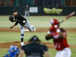 Adrián Guzmán tuvo una mala salida, concediendo ocho imparables y cinco carreras en dos entradas y un tercio. TWITTER/charrosbeisbol