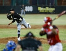 Adrián Guzmán tuvo una mala salida, concediendo ocho imparables y cinco carreras en dos entradas y un tercio. TWITTER/charrosbeisbol