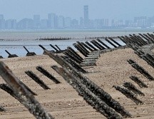 Barreras antiaterrizaje en la costa de Taiwán. AFP/S. Yeh