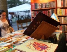 La feria presentará autores locales, nacionales e internacionales; especialistas, editores, libreros y artistas que participarán en diálogos, mesas redondas, presentaciones y actividades lúdicas para niños. EL INFORMADOR / ARCHIVO