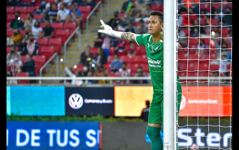 SE EQUIVOCÓ. Raúl Gudiño cometió la pena máxima sobre el 