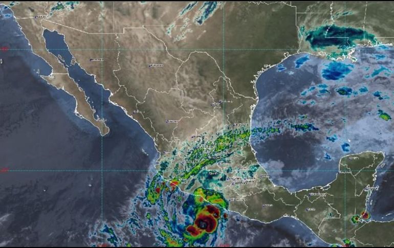 “Rick” continúa como huracán de categoría 1 en la escala Saffir-Simpson.  TWITTER / @conagua_clima