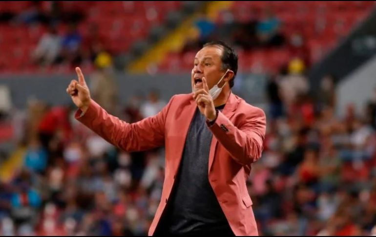 Chivas y Cruz Azul terminaron en empate en la Liga MX. EFE / ARCHIVO