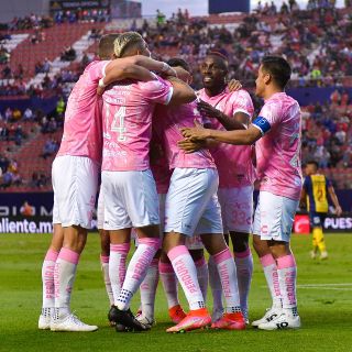 Atlas despedaza al San Luis