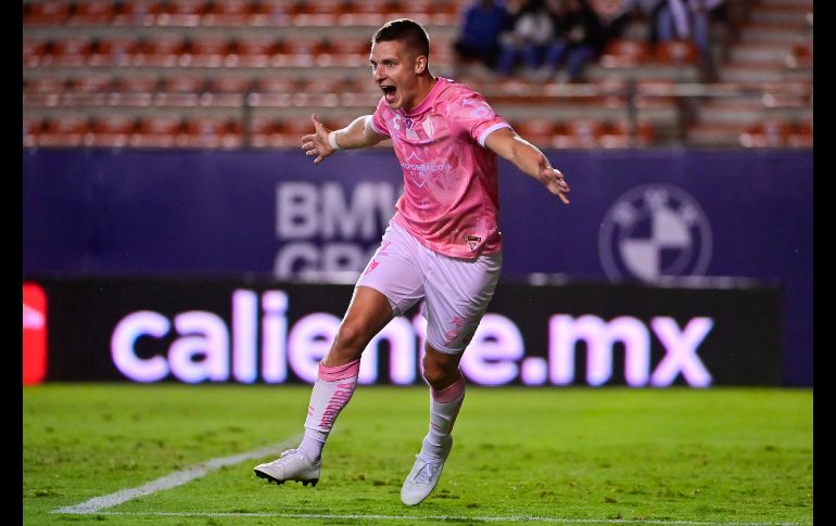 EL TERCERO. Julio Furch aprovechó las fallas de la zaga potosina y se reencontró con el gol. IMAGO7