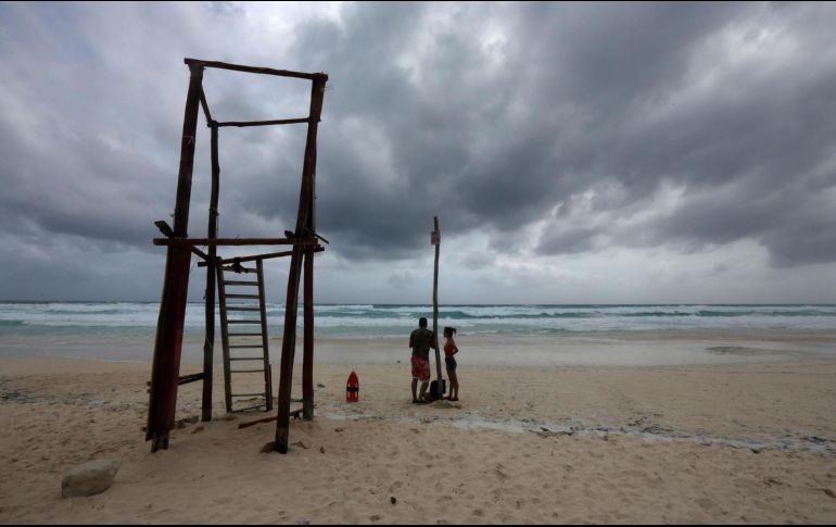 Rick. El huracán se acerca a las costas de Guerrero. Archivo/ EFE/Alonso Cupul