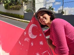 La artista creó un vínculo emocional con la pieza / Foto: Cortesía Julieta Alvarado