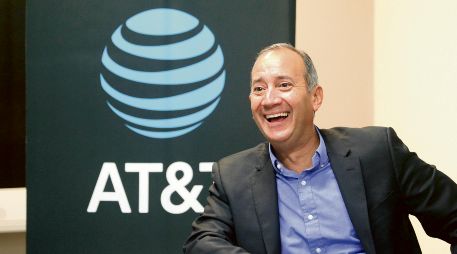 Héctor Rivero, vicepresidente de ventas de AT&T a nivel nacional. ESPECIAL