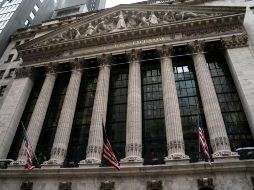 El índice que mide la confianza del consumidor subió durante el mes de octubre. AP/ J. Minchillo