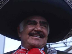 Vicente Fernández continúa estable y en rehabilitación tras haber sufrido una caída en su rancho Los Tres Potrillos. SUN / ARCHIVO
