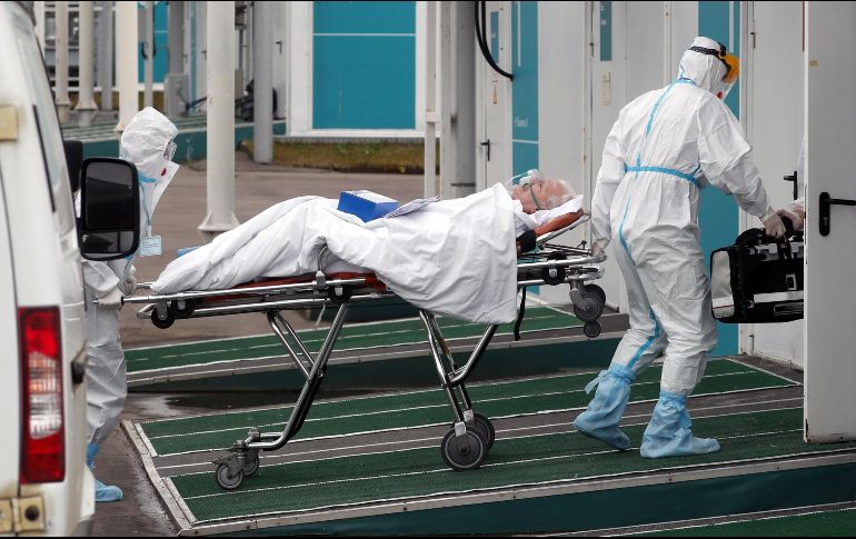 En el acumulado desde el inicio de la pandemia, los contagios totales de COVID-19 ascienden a 243 millones, mientras que las muertes superan los 4.9 millones. EFE / M.Shipenkov