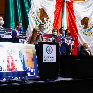 Lozoya dio más de mil 200 MDP a cúpula sindical de Pemex: Romero