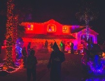 Los cocteles divertidos no pueden faltar en tu fiesta / Photo by Neonbrand on Unsplash