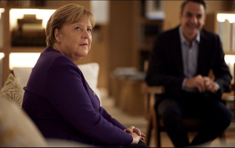 Durante este viaje, Merkel se reunirá con el presidente y el primer ministro griegos. EFE/D. Papamitsos