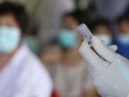 Será el 3 de noviembre cuando inicie la campaña de vacunación contra la influenza en los centros de salud de la SSJ. EFE / ARCHIVO