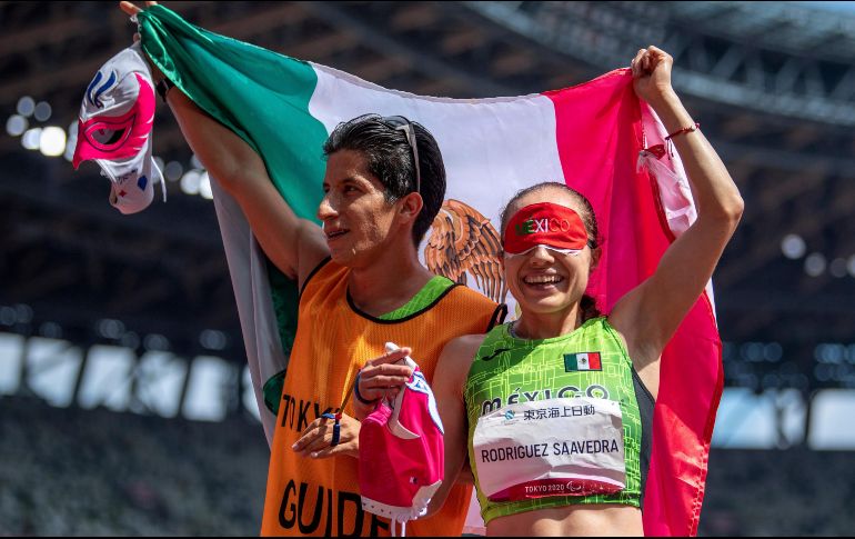 Mónica Rodríguez ganó el premio en deporte paralímpico, por la medalla de oro que ganó en la prueba de mil 500 metros clase T11, en los Juegos de Tokio. AP / ARCHIVO