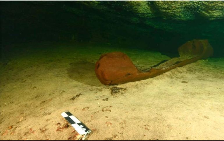 La importancia del hallazgo recae en el estado de conservación en que la canoa fue encontrada. ESPECIAL/INAH