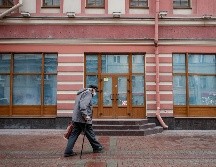 A pesar de que varios fármacos están disponibles de manera gratuita desde hace meses, solo el 32.5% de la población de Rusia ha sido vacunada. AFP / K. Kudryavtsev