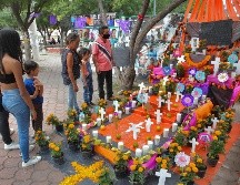 El altar se instala para recordar y pedir justicia por los miles de desaparecidos en el estado. EL INFORMADOR/A. Camacho