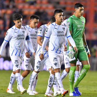 Monterrey sigue decepcionando en la Liga MX, empata con San Luis