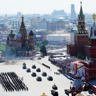 Por simular acto sexual en plaza, pareja es sentenciada a 10 meses en prisión