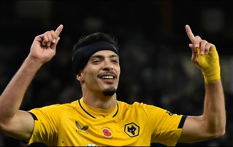 Raúl Jiménez anotó su segundo tanto de la Temporada. AP/R. Viera