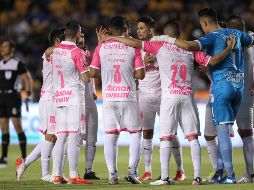 El Rebaño también anunció que otros dos futbolistas continuarán realizando trabajos de recuperación. IMAGO7