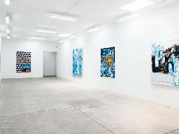 Andrew Jilka (Brooklyn, Nueva York). El trabajo de Andrew Jilka pretende buscar consuelo en lo desconocido mientras confronta la inquietud y pesadez de la rutina. Es un intento por reconciliar su cultura “aw-shucks”, franca, Wal-Mart, del medio Oeste con el lenguaje de la pintura con P mayúscula. Jilka considera su trabajo una destilación de nerviosismo colectivo, ansiedad y optimismo. Cortesía