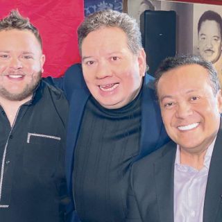 Tres voces en honor a Manzanero