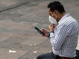 WhatsApp es una de las aplicaciones de mensajería gratuita más populares en el mundo. Más de 2 mil millones de personas en 180 países la utilizan en sus dispositivos. AFP / ARCHIVO