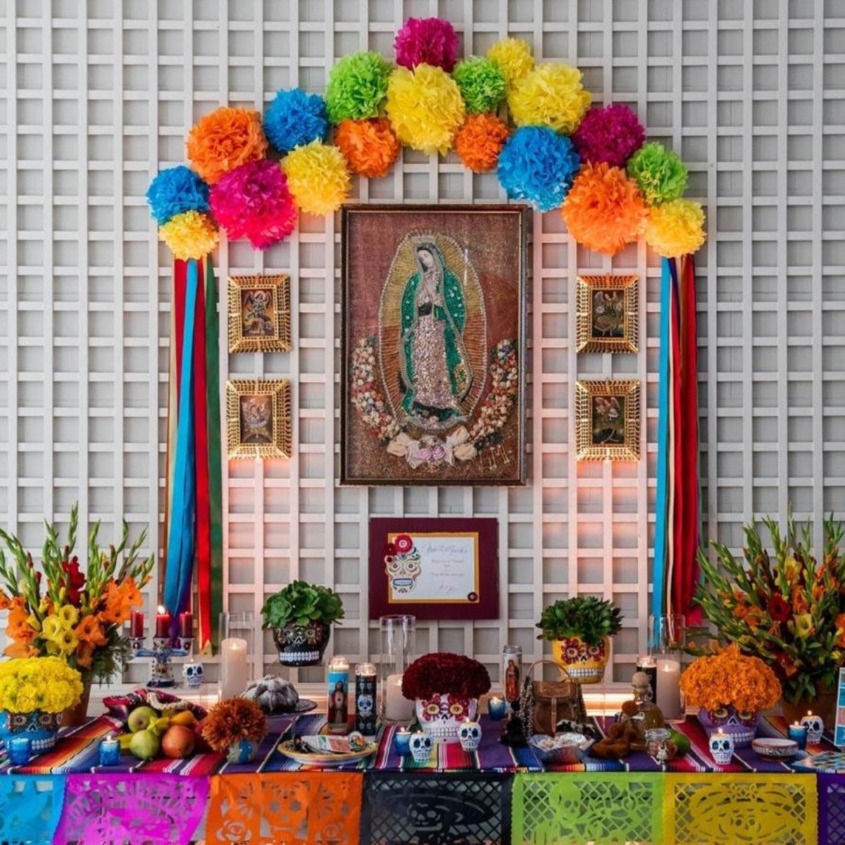 Día de Muertos 2021: Colocan altar por las celebraciones en la Casa Blanca  | El Informador