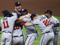 Los Bravos, que disputaban el Clásico de Otoño por primera vez desde 1999, no lo habían ganado desde 1995 cuando se impusieron a los Indios de Cleveland. EFE/T. MAURY