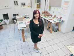 Isa Carrillo. La artista tapatía posa para esta casa editorial, desde su estudio en Guadalajara. El Informador/ A. Camacho