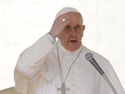 El Papa Francisco reza 