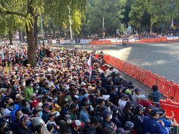 El evento que se lleva a cabo en Paseo de la Reforma, en el tramo de la Diana Cazadora al Ángel de la Independencia, se llenó desde varios minutos antes de que iniciara. SUN / A. Chávez