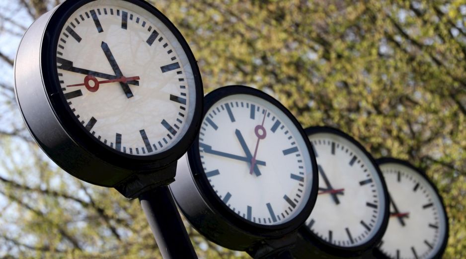 Con el cambio al horario de invierno, los estadounidenses deberán retrasar sus relojes una hora. EFE/ARCHIVO