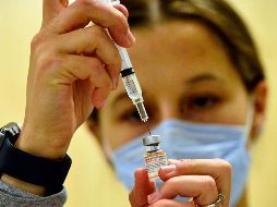 Aunque sea sólo una suspensión, se trata de un gran revés para el plan de vacunación de Joe Biden. AP/K. Radder