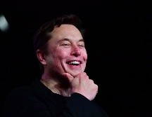 Gran parte de la riqueza de Elon Musk está en las acciones de Tesla, que no le generan un salario en efectivo. AFP/F. BROWN