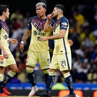 América empata ante Rayados y cierra el torneo en la cima
