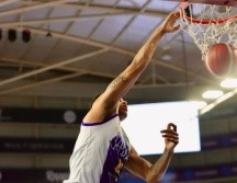 Astros ganó así sus dos juegos como local en la Final del Oeste y lideran la serie con dos triunfos que los tienen a un paso de llegar a la gran Final de la Liga Nacional de Baloncesto Profesional. TWITTER/@AstrosJalisco